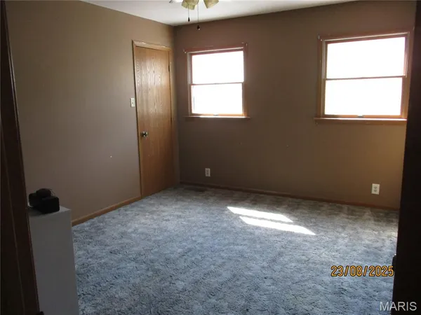 $299,000 | 1653 Lakeshore Drive, Cuba, MO 65453