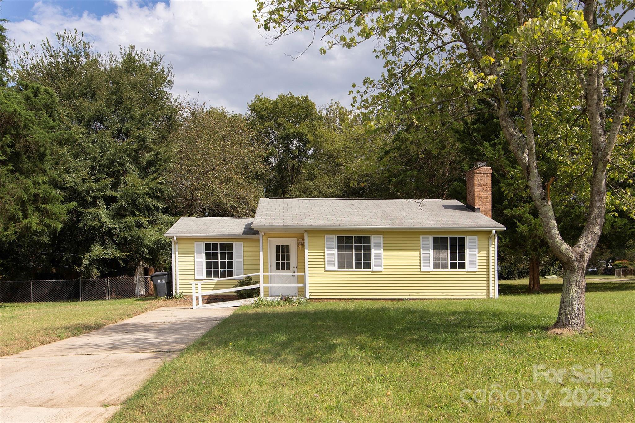 1704 Rice Planters Road Charlotte, NC 28273 - Photo 1 of 20 Gallery Image 1