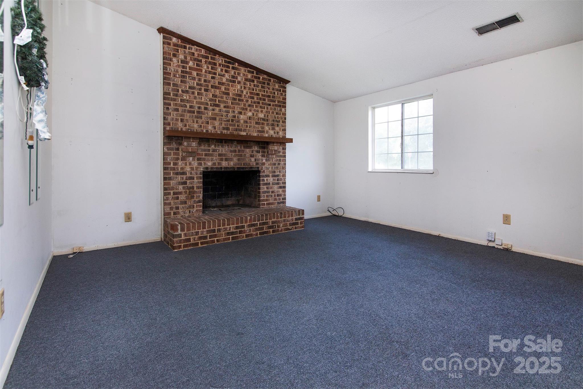 1704 Rice Planters Road Charlotte, NC 28273 - Photo 6 of 20 Gallery Image 6
