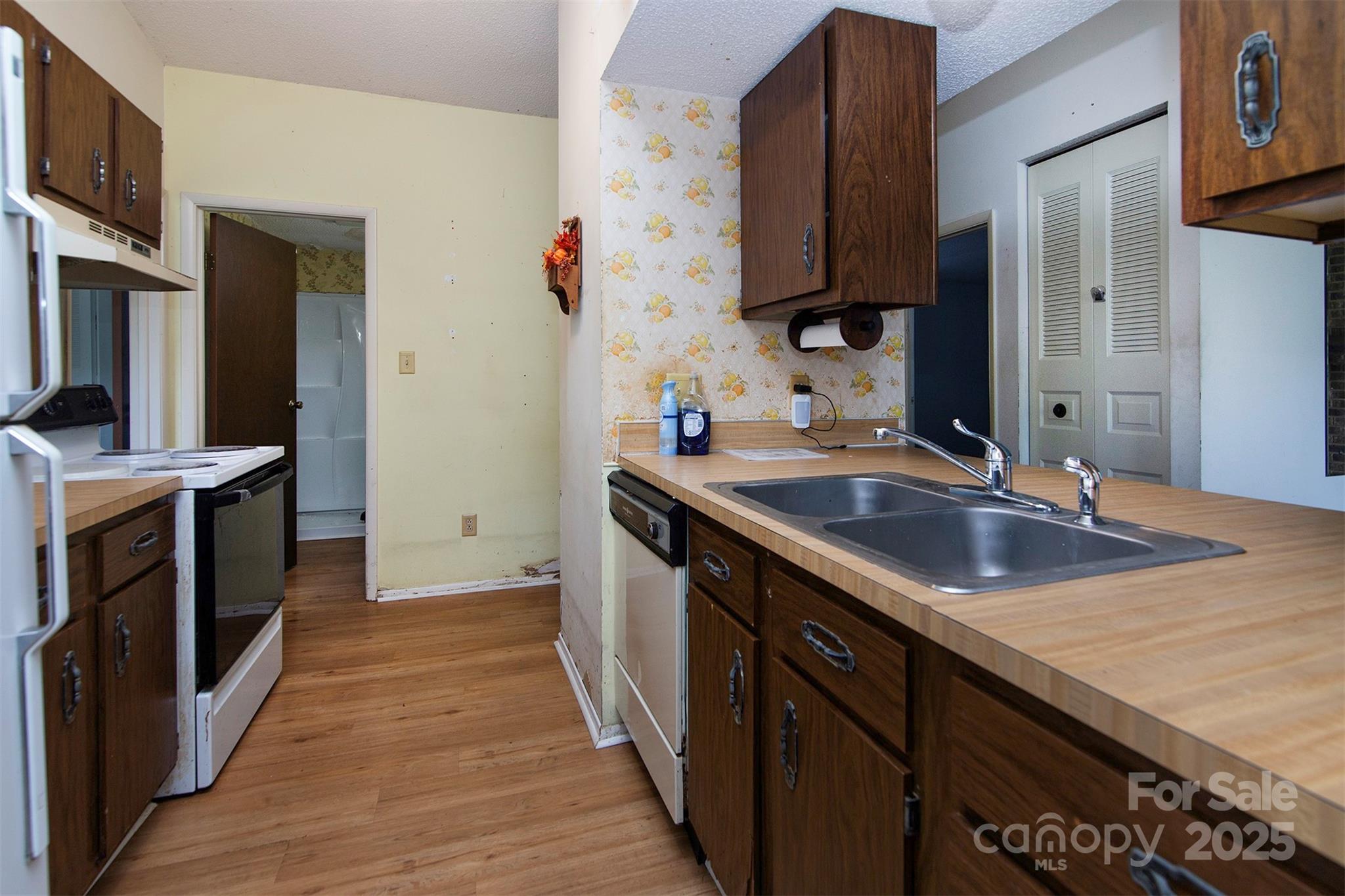 1704 Rice Planters Road Charlotte, NC 28273 - Photo 10 of 20 Gallery Image 10