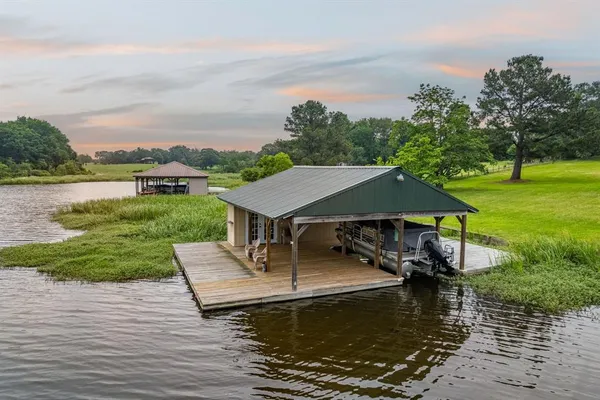 $1,085,000 | 5327 Dusty Road, Athens, TX 75752