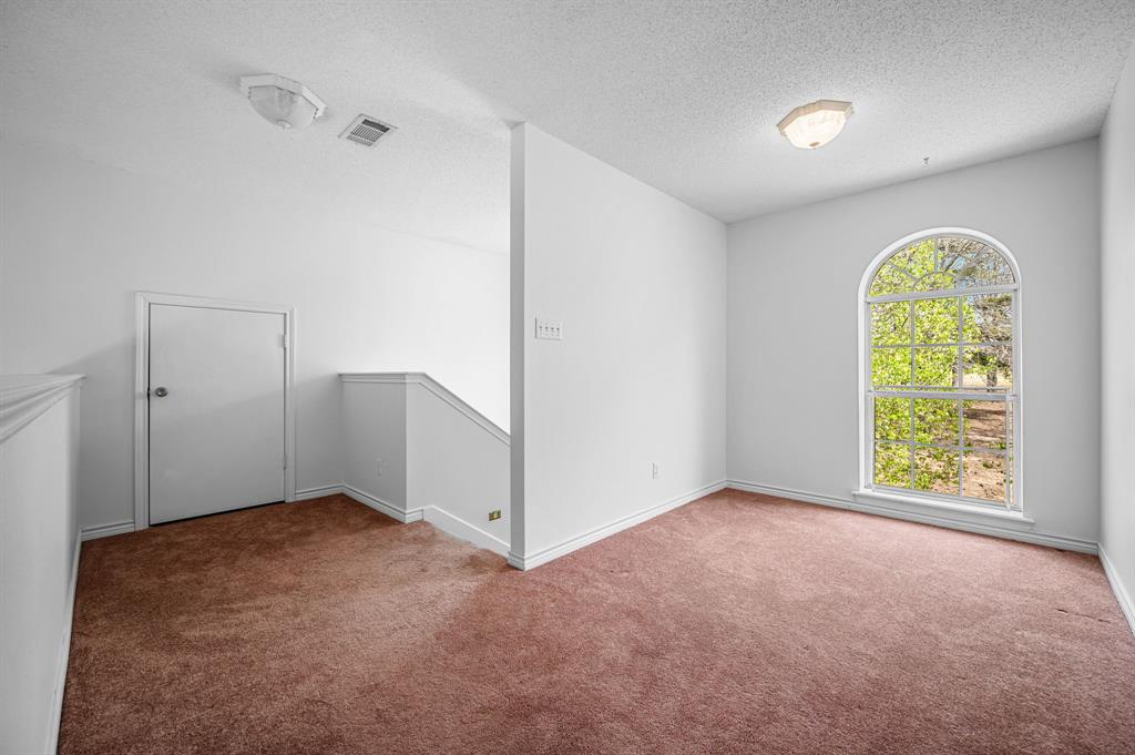 5327 Dusty Road Athens, TX 75752 - Photo 29 of 35 an empty room with a window
