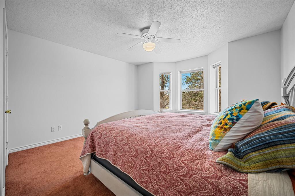 5327 Dusty Road Athens, TX 75752 - Photo 31 of 35 a bedroom with a bed and a window