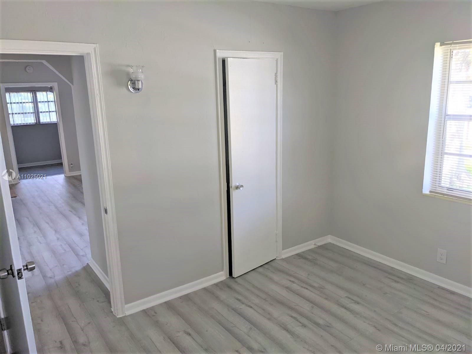 26 Miami Gardens Road West Park, FL 33023 - Photo 10 of 16