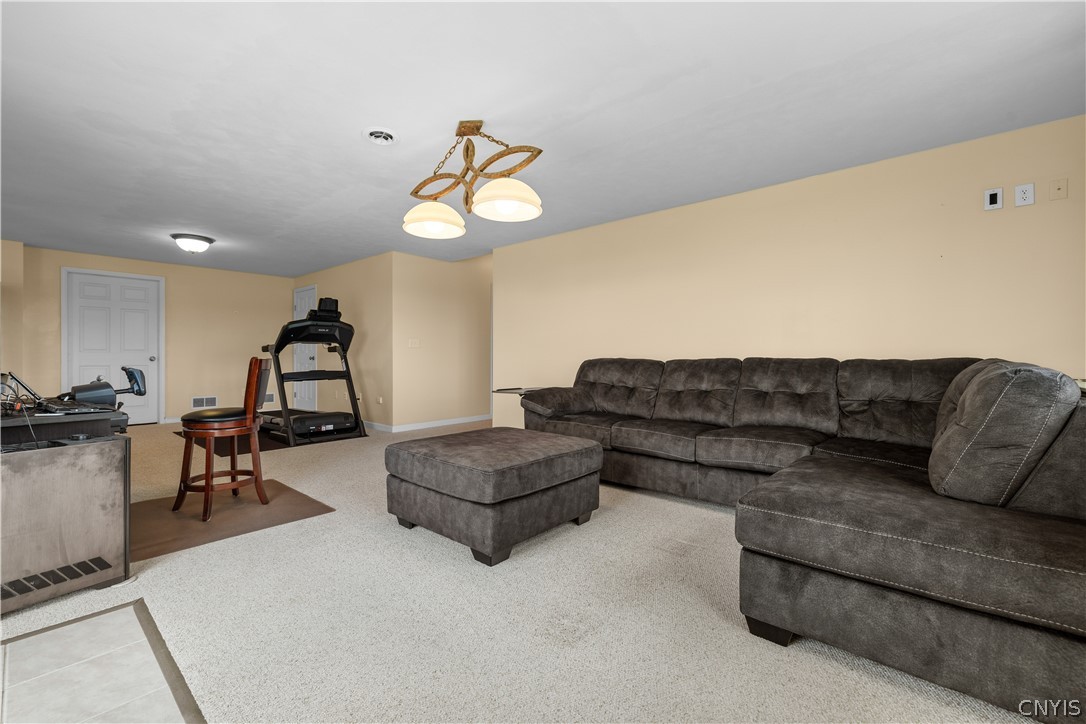 635 Higby Road New Hartford, NY 13501 - Photo 39 of 49