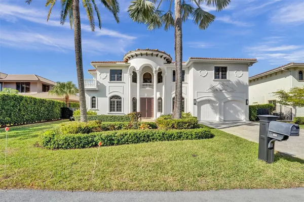 $6,199,000 | 642 Palm Drive, Hallandale Beach, FL 33009