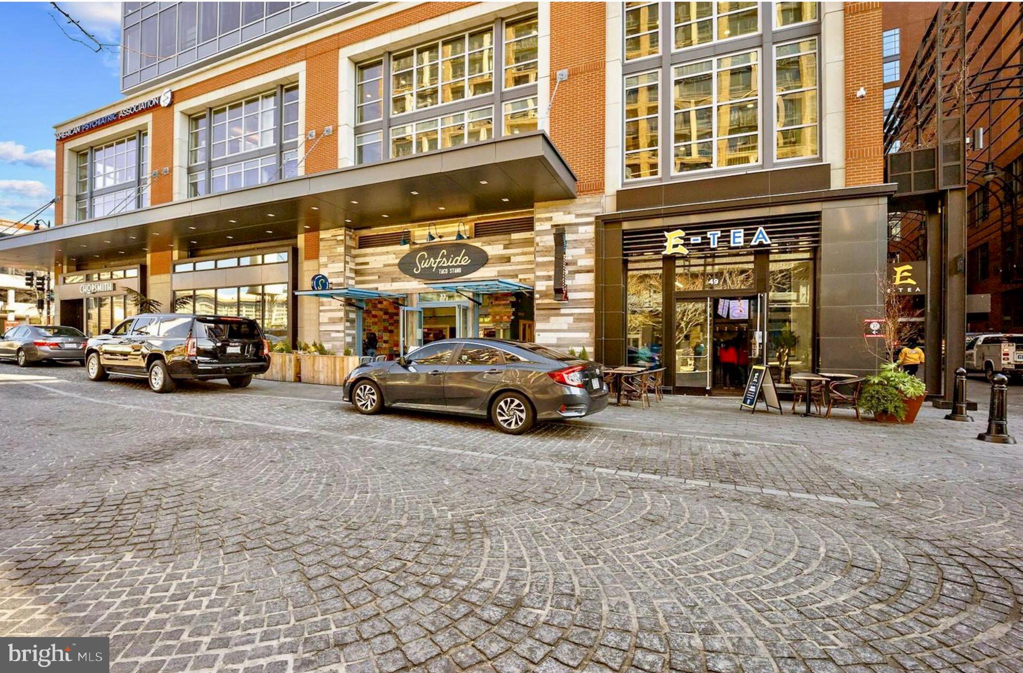 333 N Street Southwest, Unit 333 Washington, DC 20024 - Photo 23 of 25 a car parked in front of a building