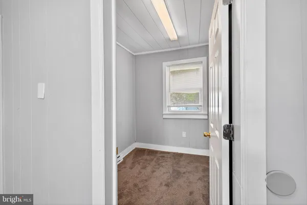 $2,350 | 214 West Division Street, Dover, DE 19904