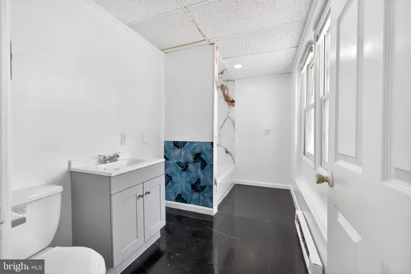$2,350 | 214 West Division Street, Dover, DE 19904