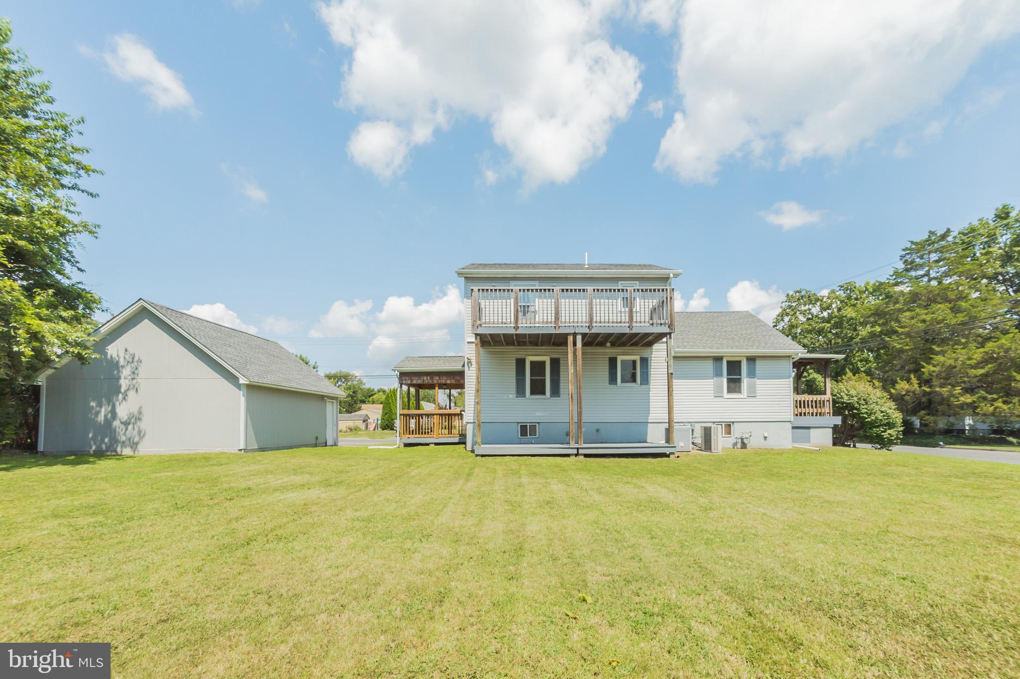 16 Fort Mott Road Pennsville, NJ 08070 - Photo 3 of 29 Gallery Image 3