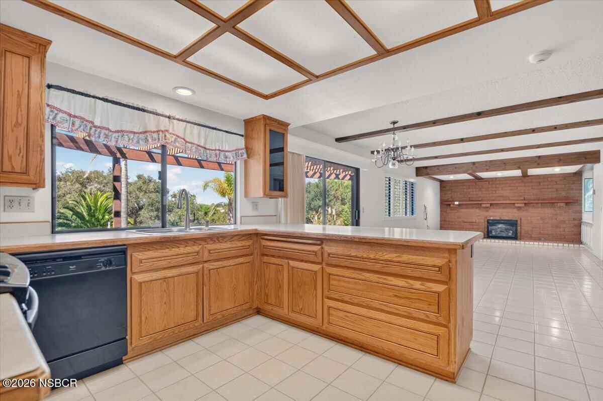 679 St Andrews Way Lompoc, CA 93436 - Photo 11 of 41 08-KKP_7638