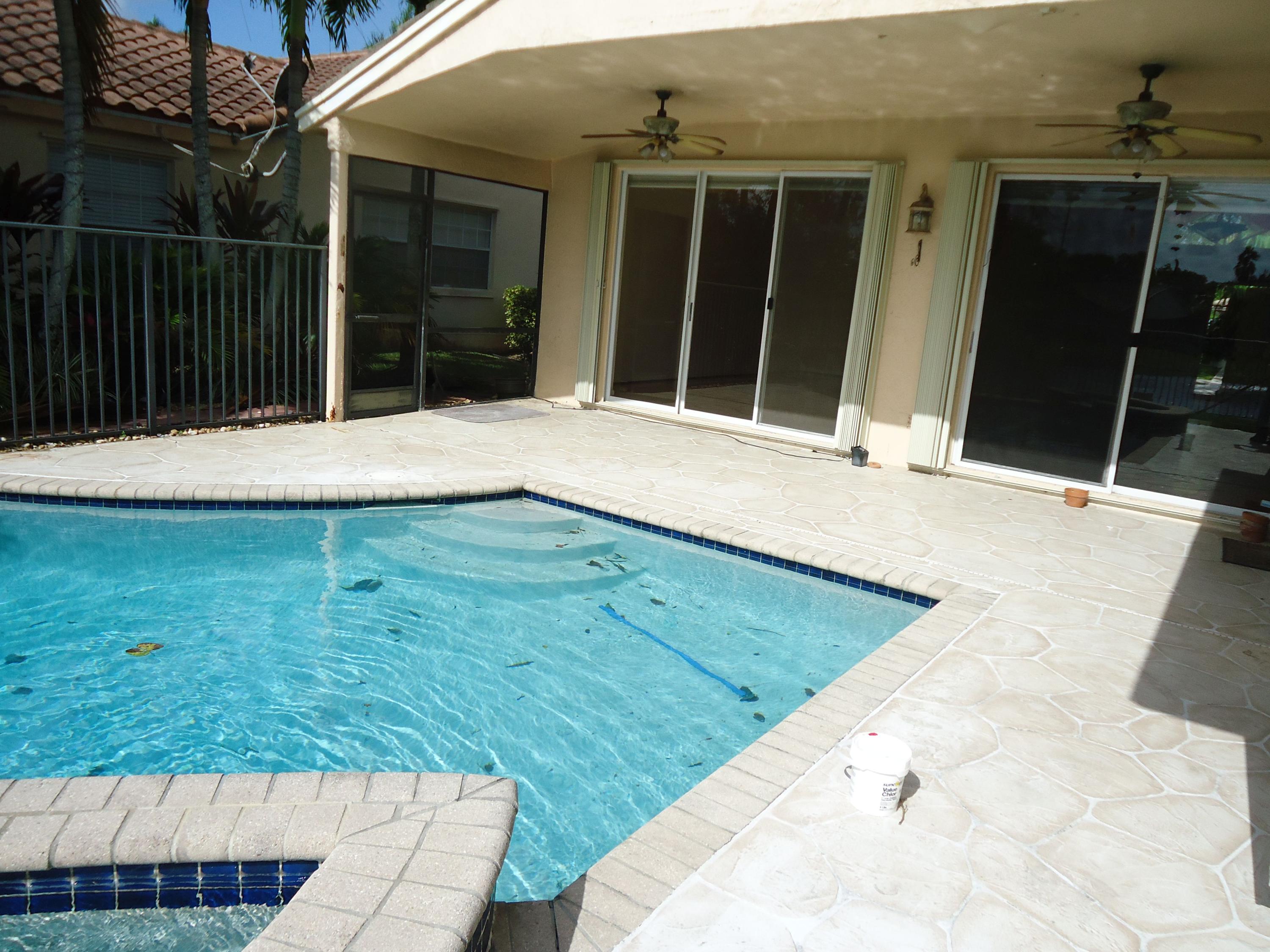 1952 Water Ridge Drive Weston, FL 33326 - Photo 4 of 5 1952pool