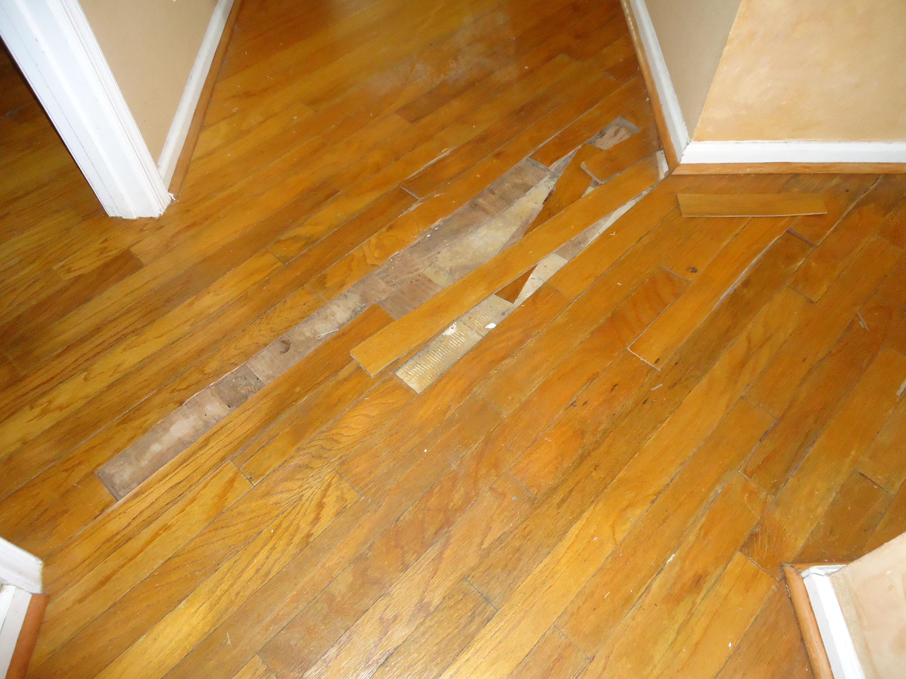 1952 Water Ridge Drive Weston, FL 33326 - Photo 5 of 5 1952flooringissue