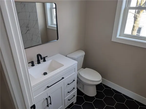 $2,500 | 56 Diamond Street, Providence, RI 02907