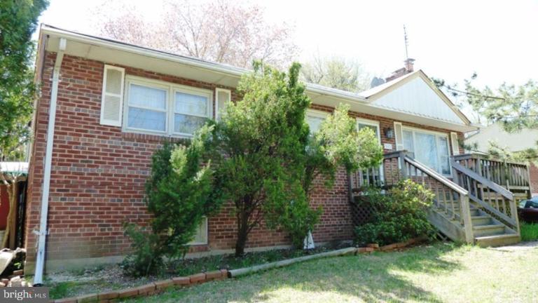 5601 Brookland Road Alexandria, VA 22310 - Photo 2 of 13 Exterior (Main)