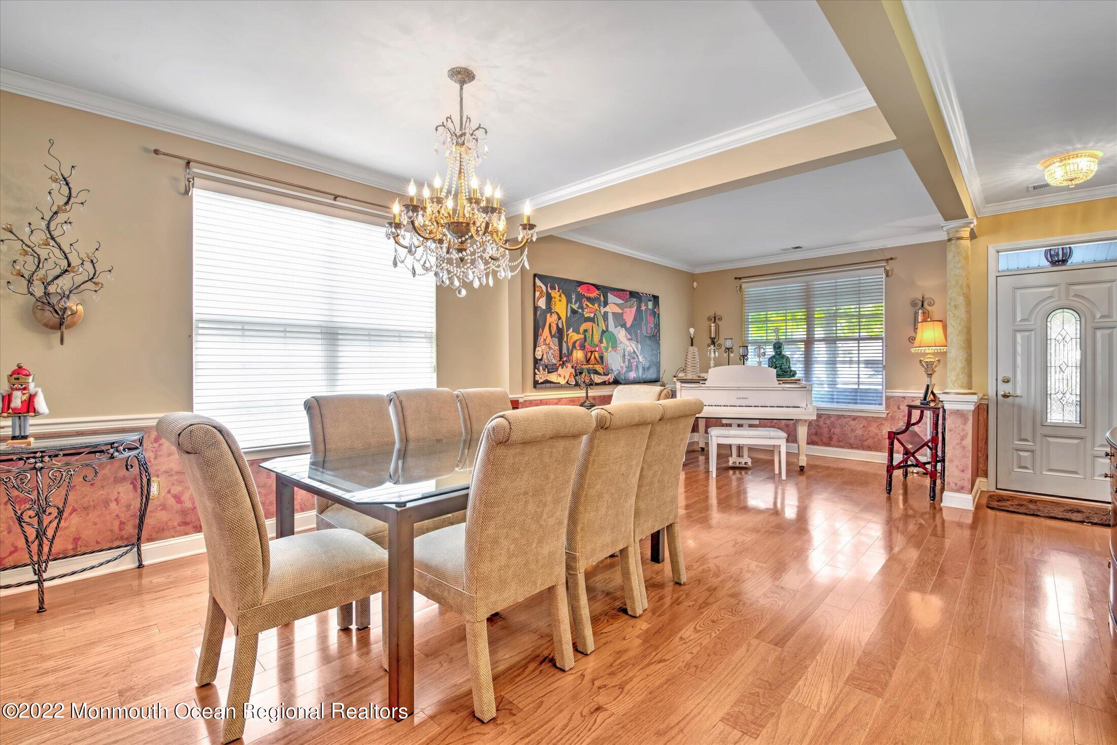 39 Hartack Road Manalapan, NJ 07726 - Photo 6 of 53 DINING ROOM