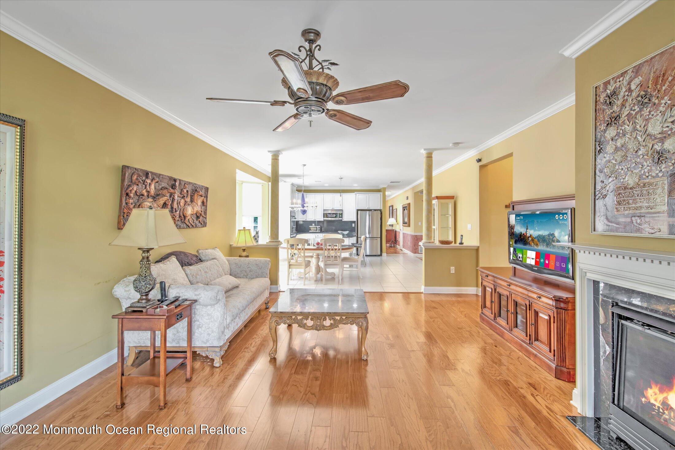 39 Hartack Road Manalapan, NJ 07726 - Photo 9 of 53 FAMILY ROOM