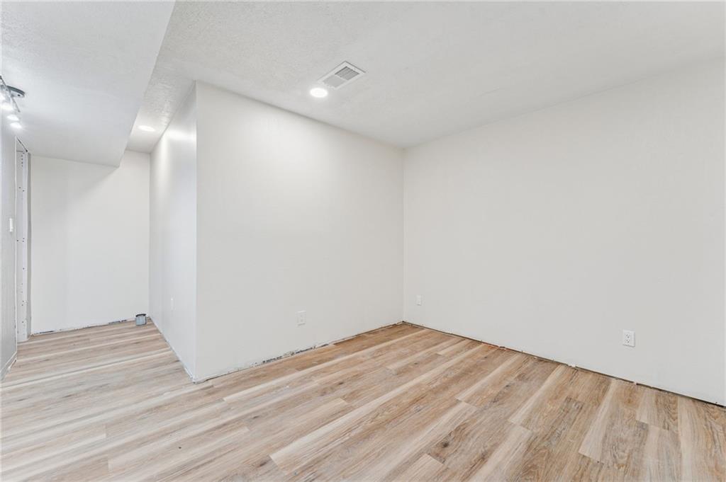 140 Hodil Road Glenshaw, PA 15116 - Photo 25 of 30 Gallery Image 25