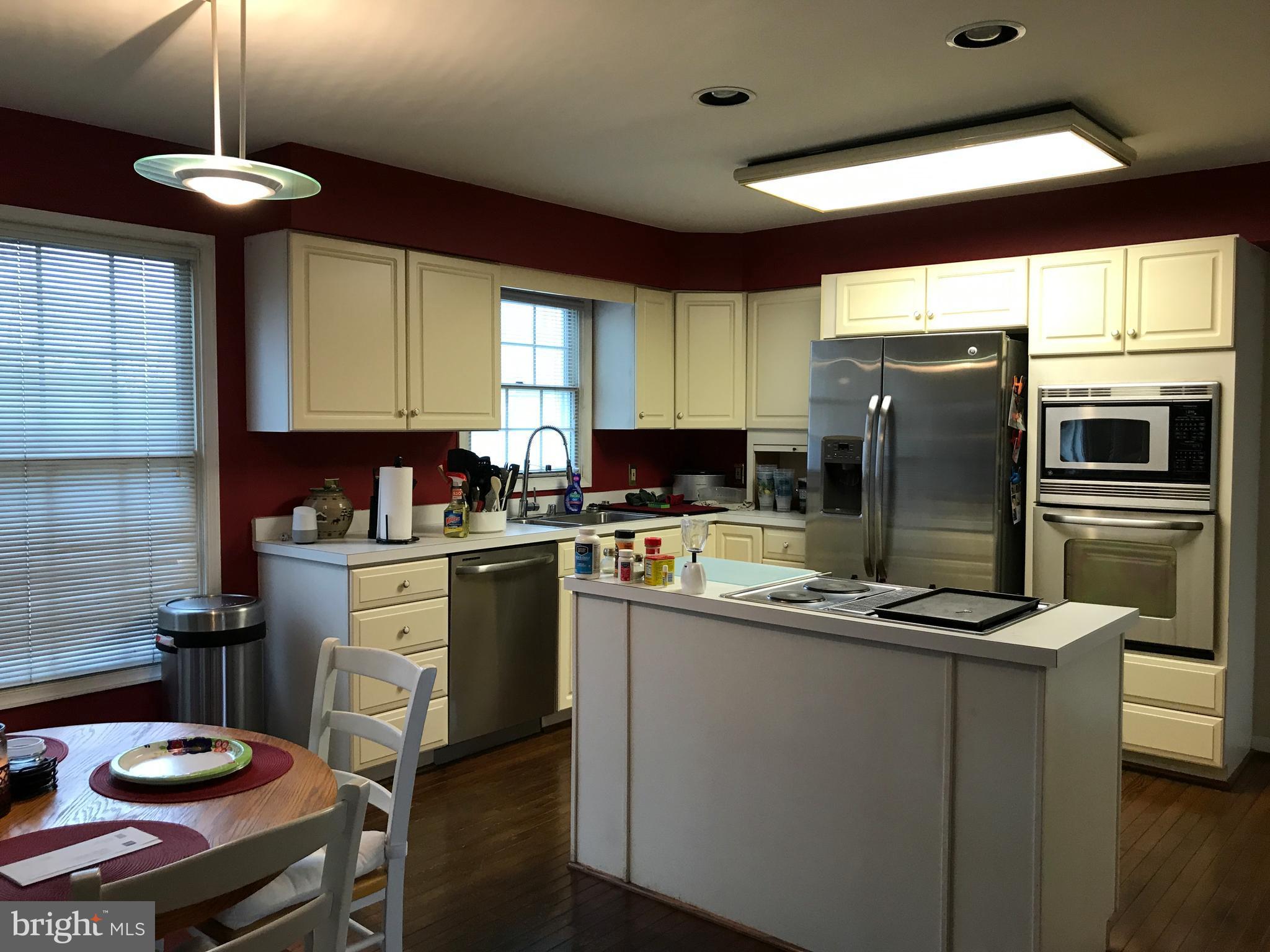 8127 Crest Road Laurel, MD 20723 - Photo 6 of 23 Kitchen