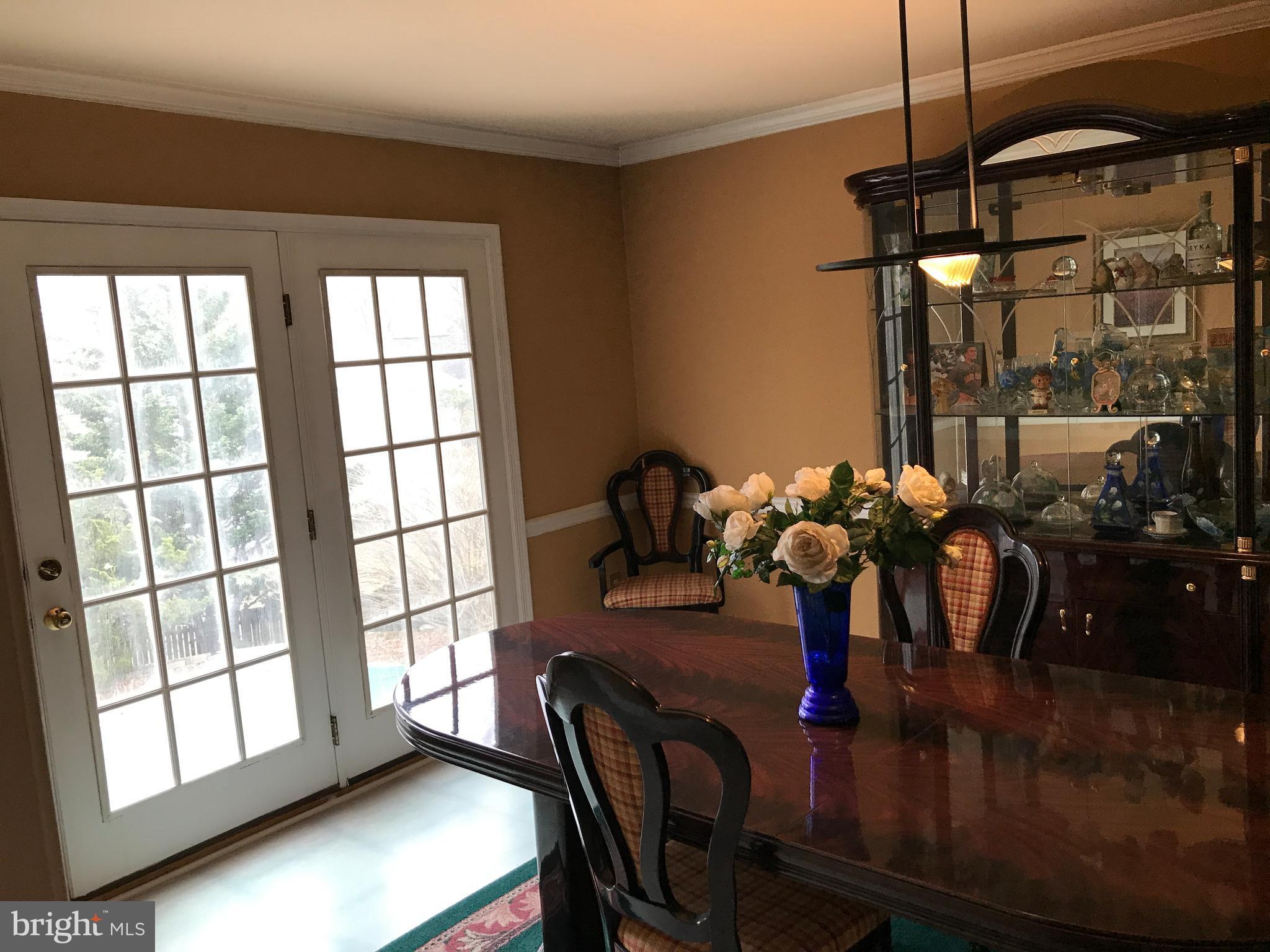 8127 Crest Road Laurel, MD 20723 - Photo 9 of 23 Dining Room