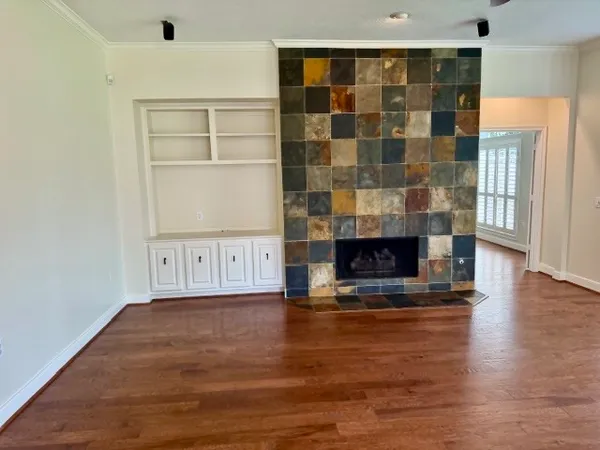 $2,900 | 1810 Rippling Water Court, Sugar Land, TX 77479