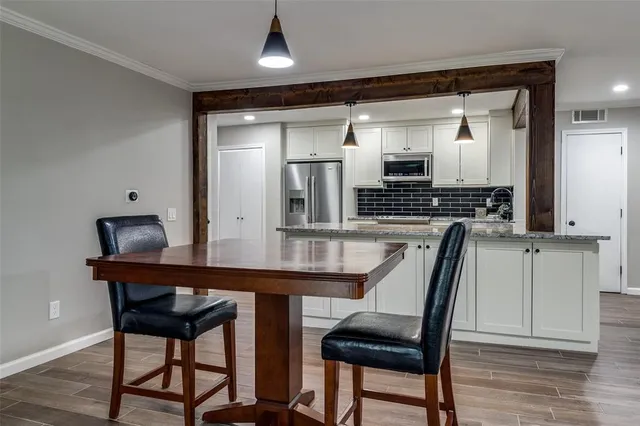 $3,000 | 7407 Wellcrest Drive, Dallas, TX 75230