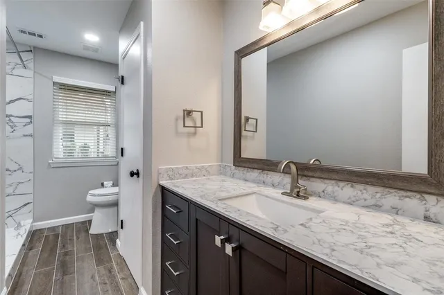 $3,000 | 7407 Wellcrest Drive, Dallas, TX 75230