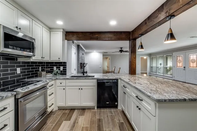 $3,000 | 7407 Wellcrest Drive, Dallas, TX 75230