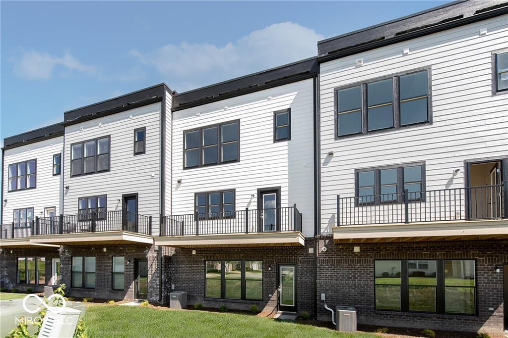 9735 Junction Station Fishers, IN 46037 - Photo 15 of 27