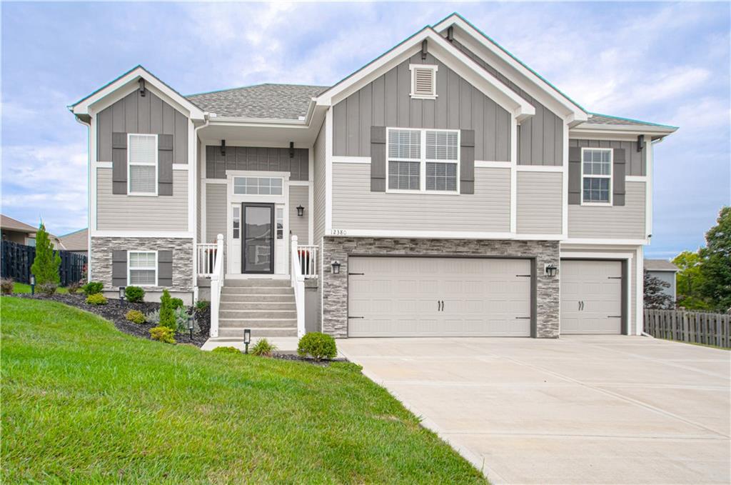 12380 North Hastings Dr  