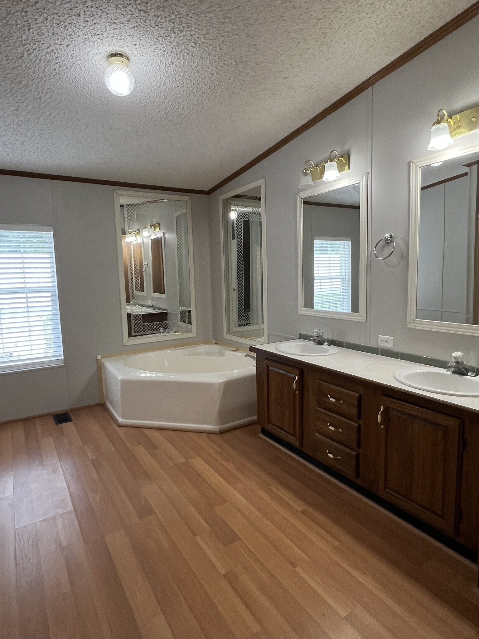 222 Cedar Lane Beechgrove, TN 37018 - Photo 15 of 27