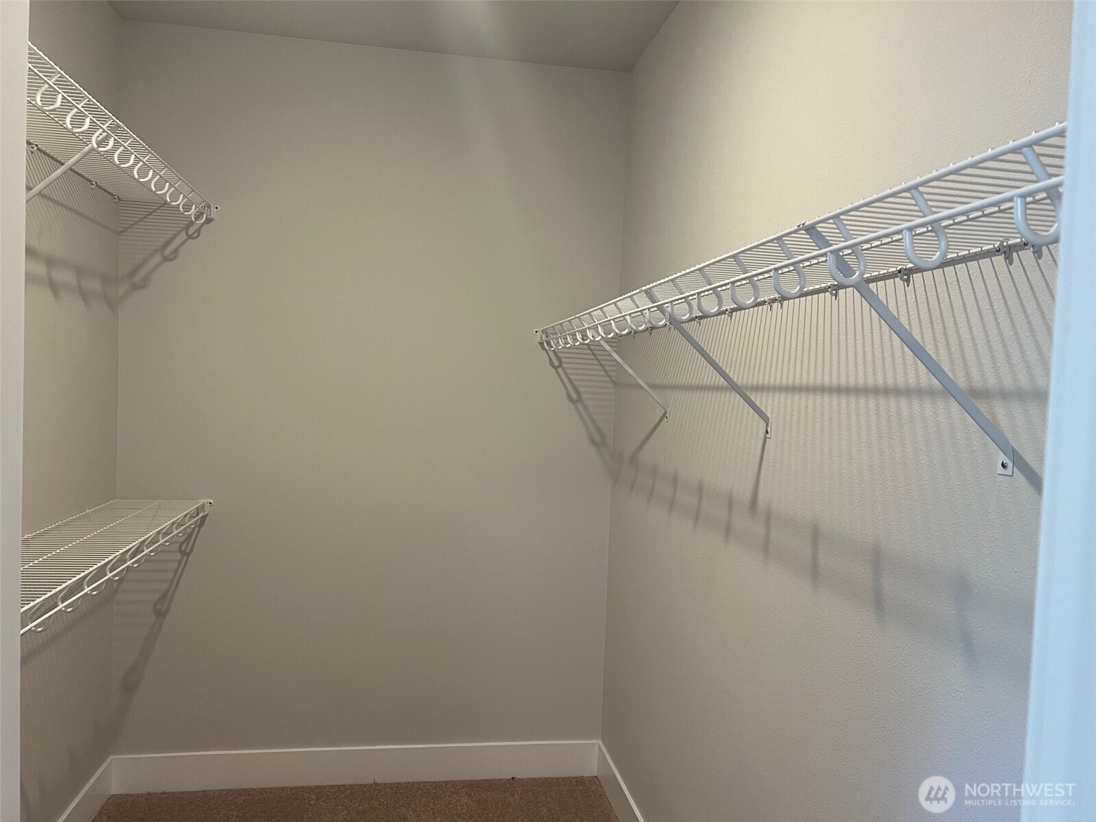 520 Rainbow Way Kelso, WA 98626 - Photo 3 of 15