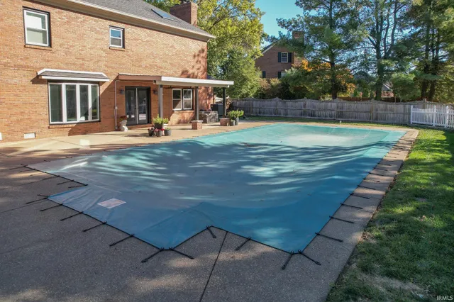 $537,000 | 7849 Brookshire Court, Evansville, IN 47715