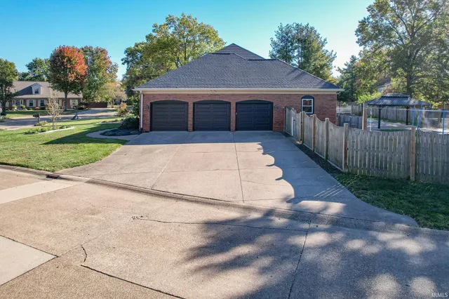 $537,000 | 7849 Brookshire Court, Evansville, IN 47715