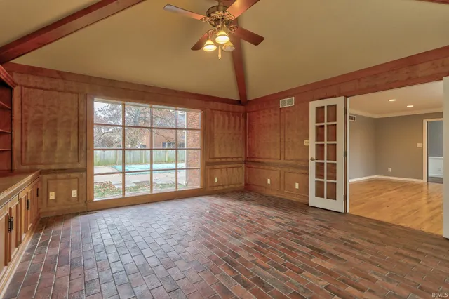 $537,000 | 7849 Brookshire Court, Evansville, IN 47715