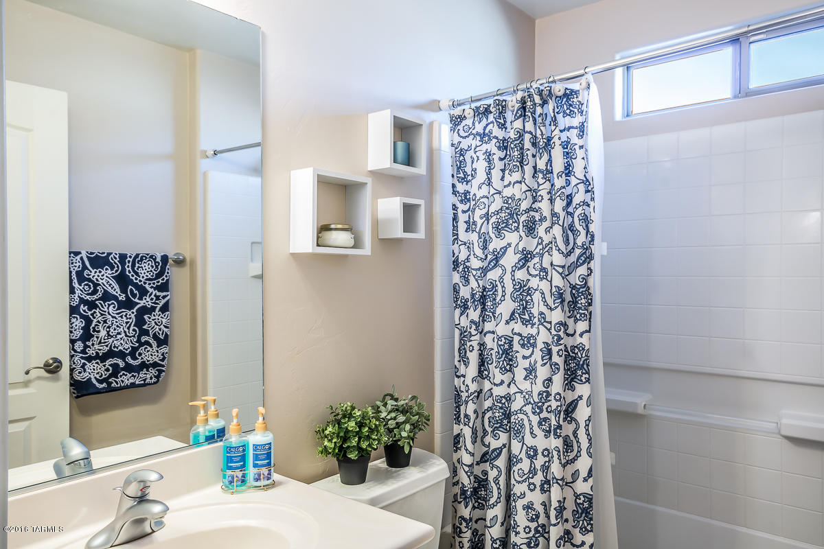 534 South Douglas Wash Road Vail, AZ 85641 - Photo 10 of 40 Gallery Image 10