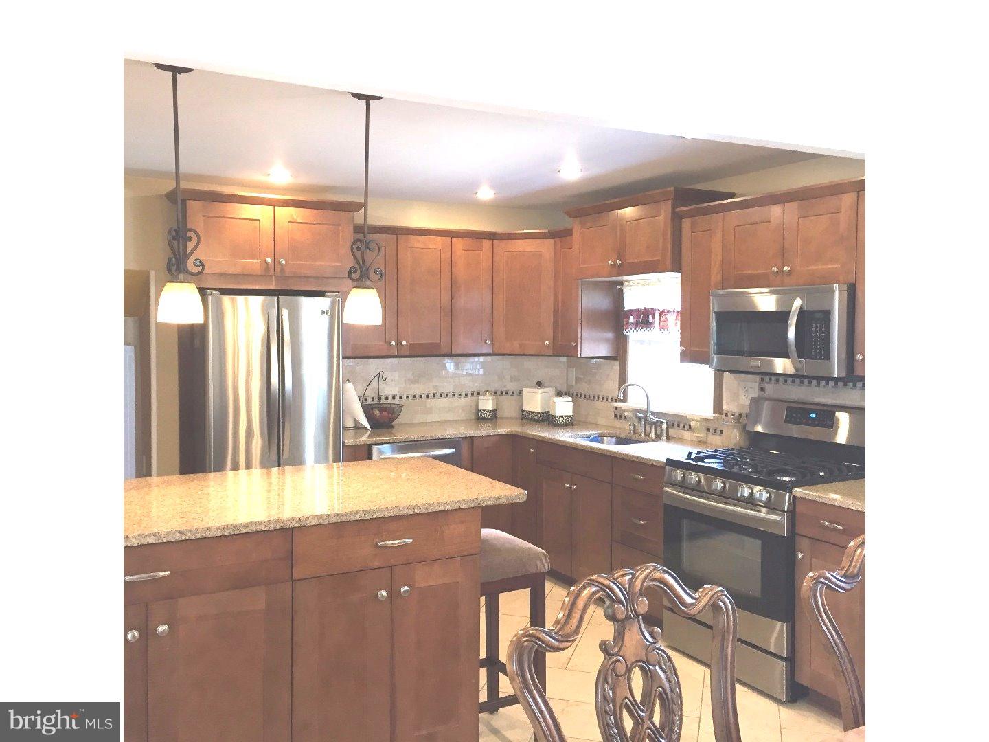 11608 Stevens Road Philadelphia, PA 19116 - Photo 12 of 23