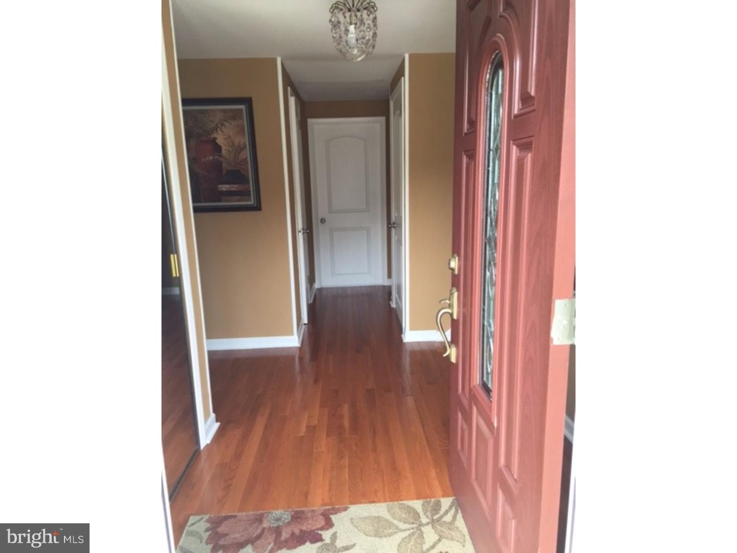 11608 Stevens Road Philadelphia, PA 19116 - Photo 8 of 23