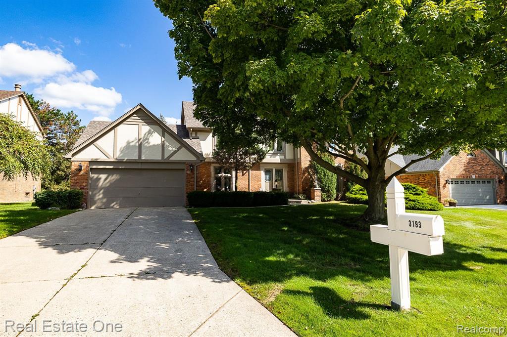 3193 Salem Drive Rochester Hills, MI 48306 - Photo 1 of 47
