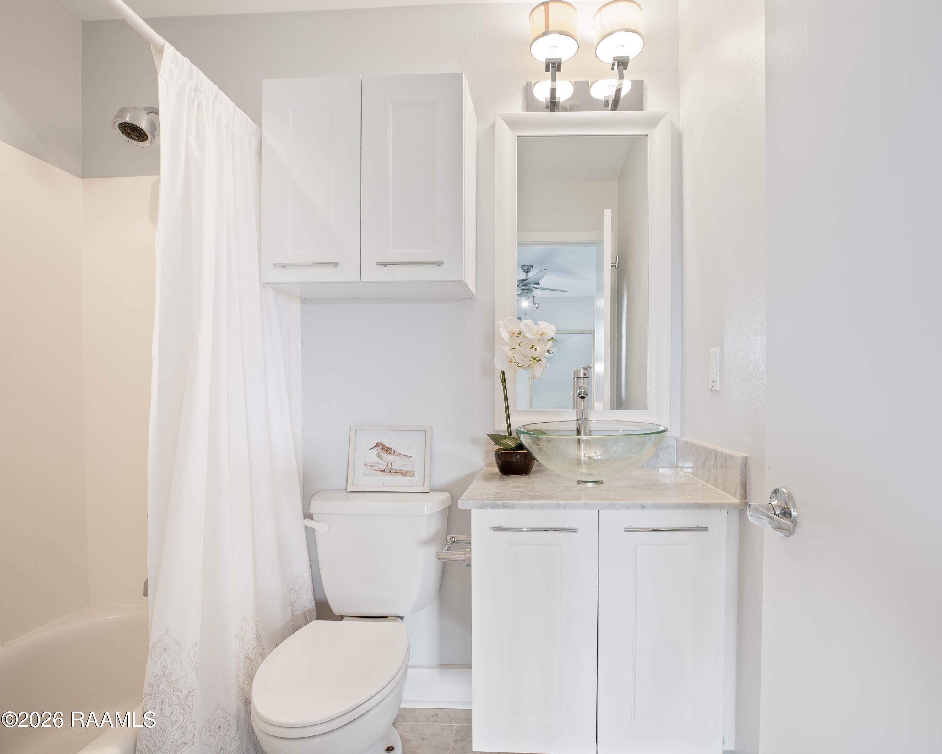 1201 South College Road, Unit 9 Lafayette, LA 70503 - Photo 5 of 26 1201 S College Lafayette-8