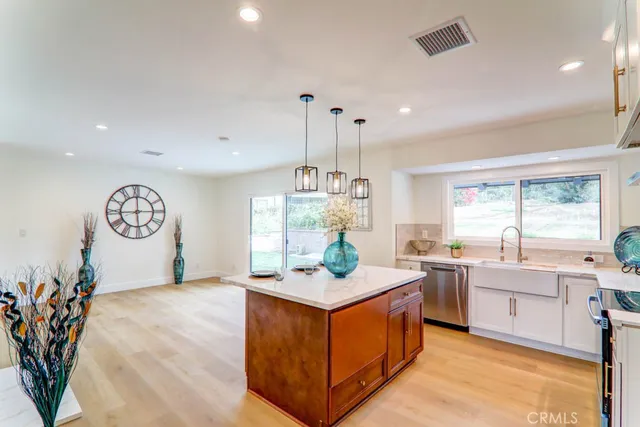 $1,190,000 | 6174 Hawarden Drive, Riverside, CA 92506