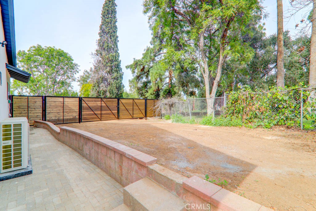 6174 Hawarden Drive Riverside, CA 92506 - Photo 40 of 51