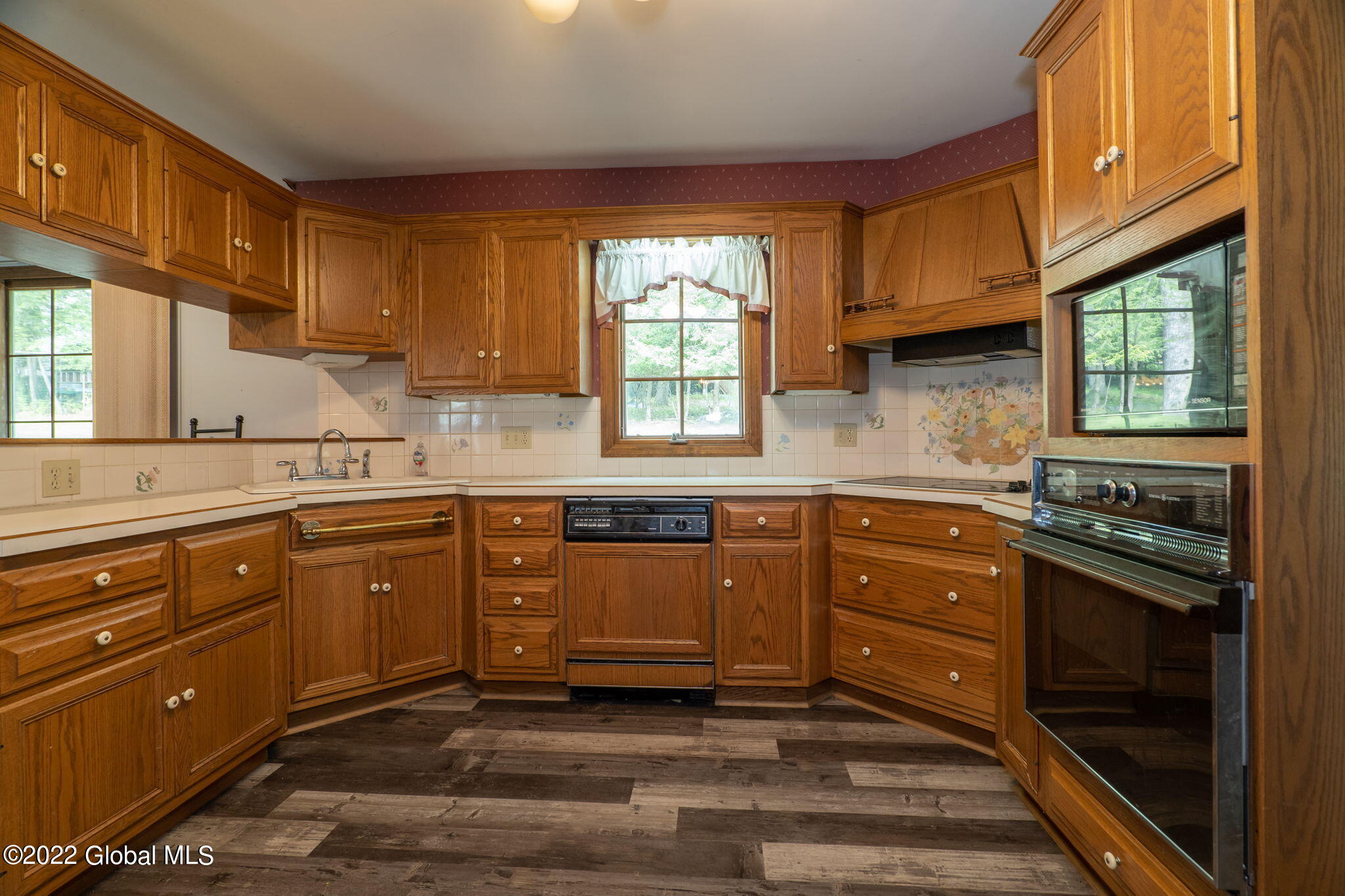 108 Timber Lane Cobleskill, NY 12043 - Photo 7 of 46 10-web-or-mls-108TimberLn-10