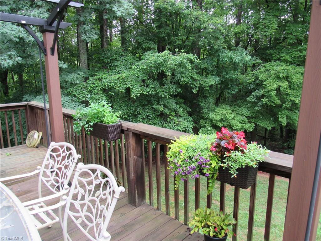1170 Woodbury Road King, NC 27021 - Photo 6 of 30