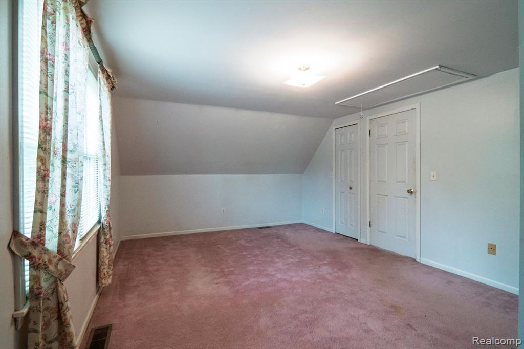 3266 Benstein Road Commerce Township, MI 48382 - Photo 23 of 39 Gallery Image 23