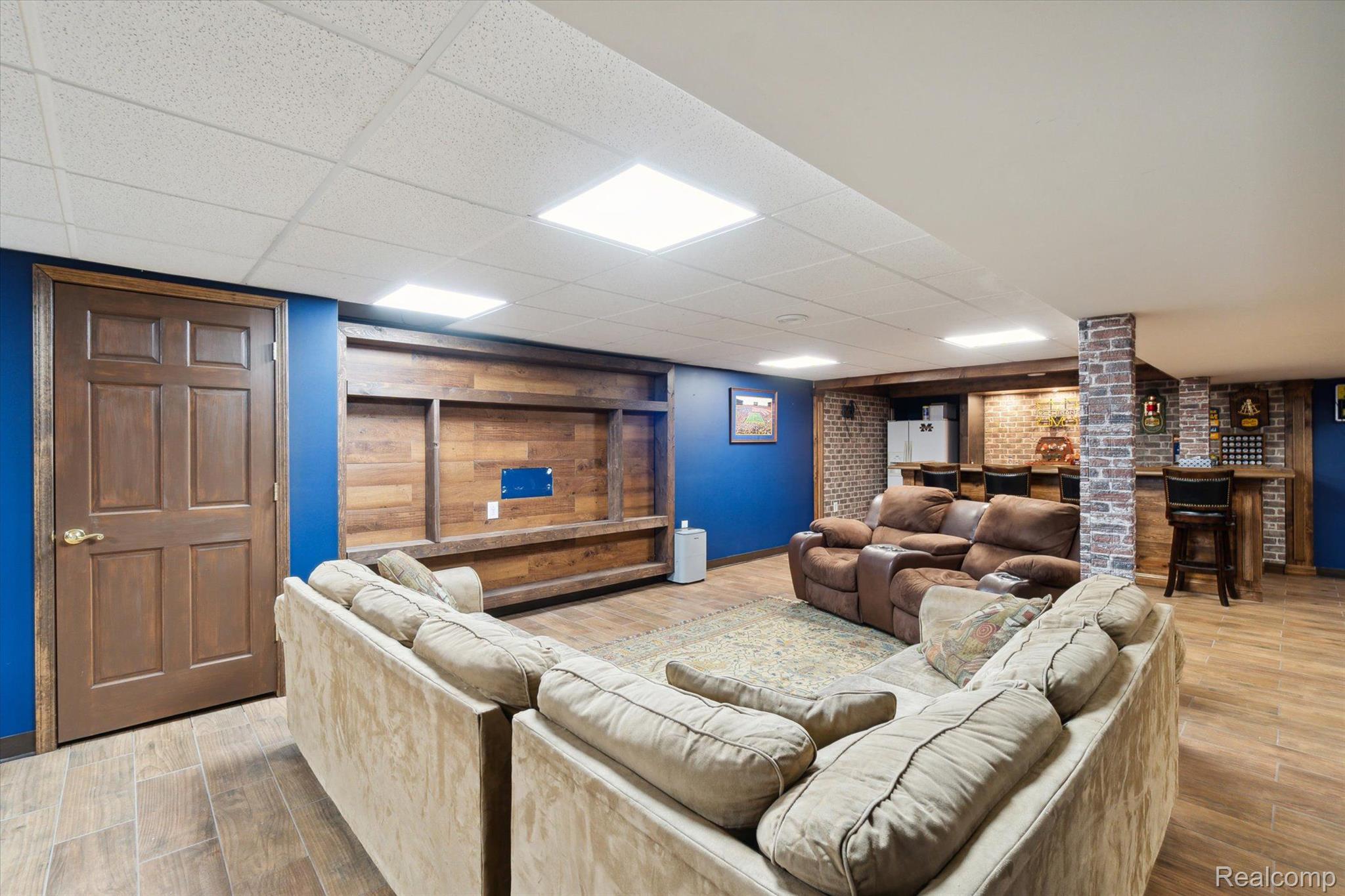 9216 Newburgh Road Livonia, MI 48150 - Photo 31 of 43 Gallery Image 31
