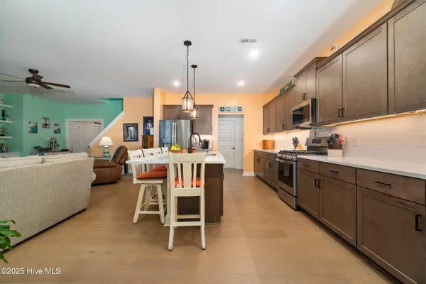$543,000 | 124 South Brightleaf Drive, Minnesott Beach, NC 28510