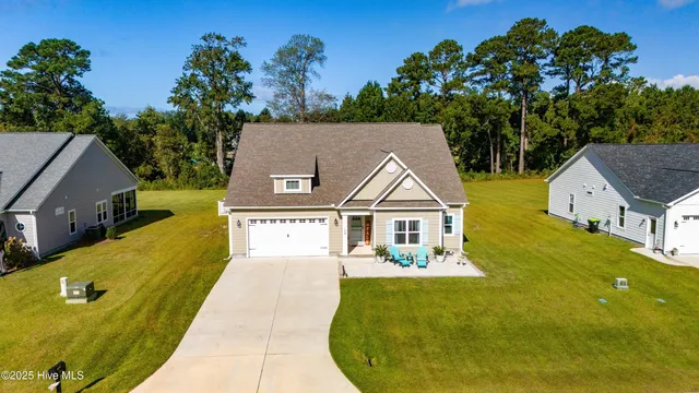 $543,000 | 124 South Brightleaf Drive, Minnesott Beach, NC 28510