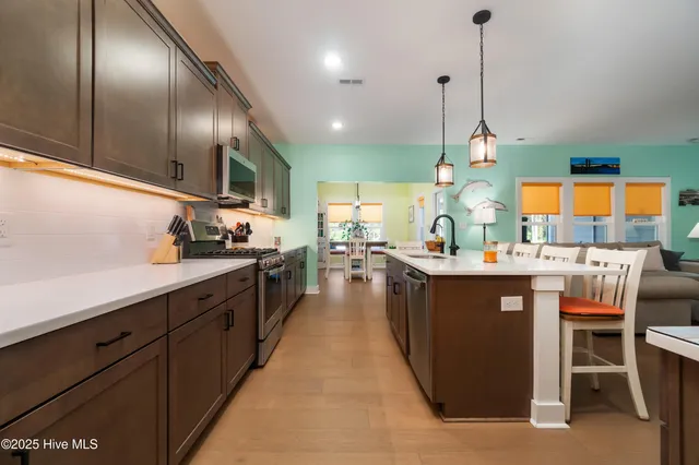 $543,000 | 124 South Brightleaf Drive, Minnesott Beach, NC 28510