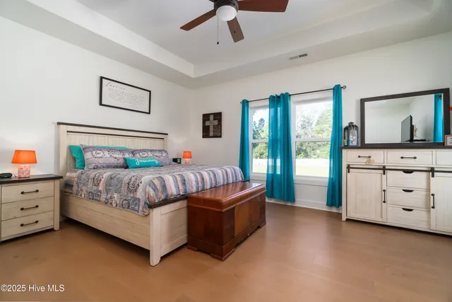 $543,000 | 124 South Brightleaf Drive, Minnesott Beach, NC 28510